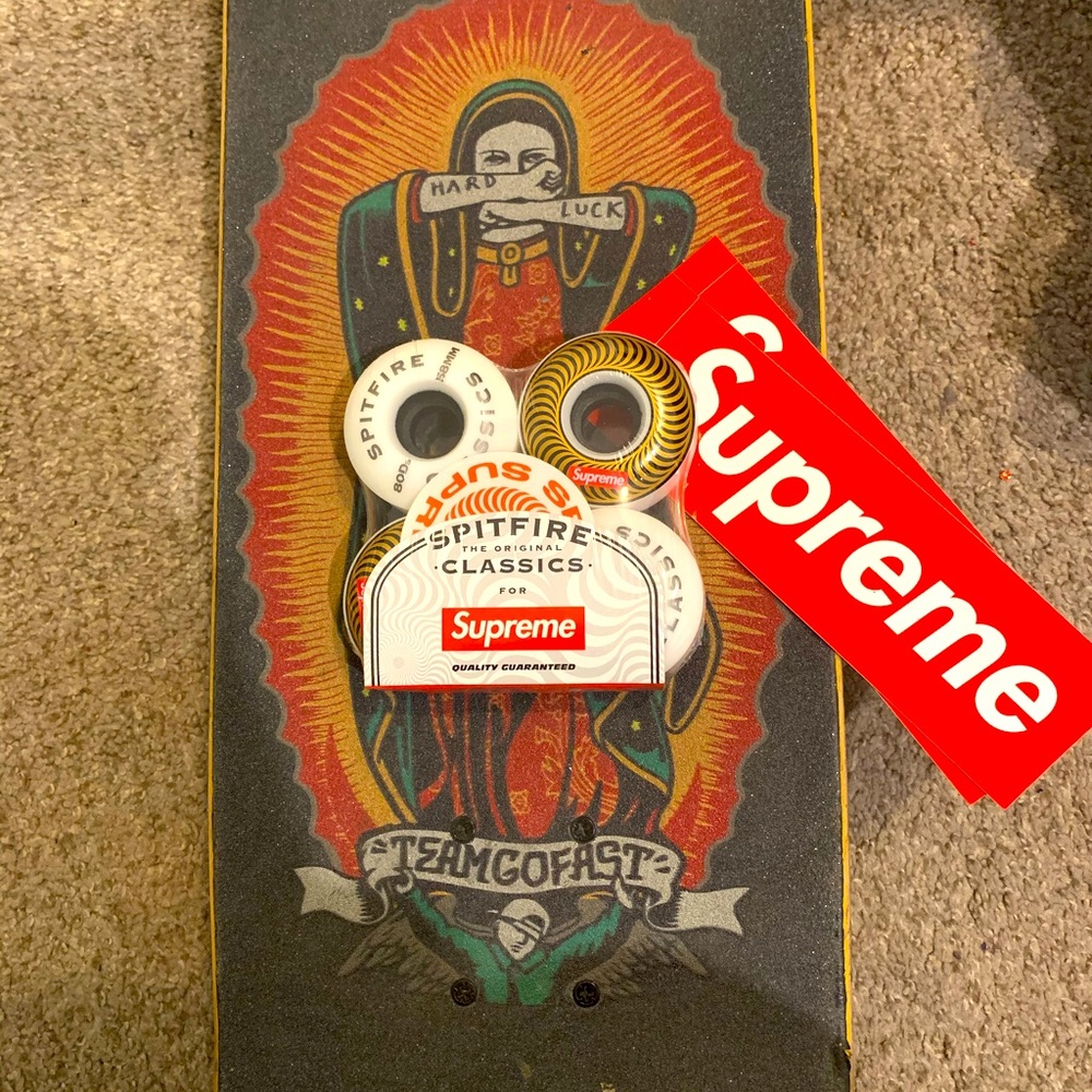 Supreme x Spitfire 58mm wheels OG Black and Gold